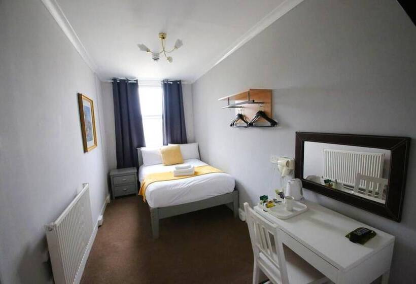 Отель The Lansdowne