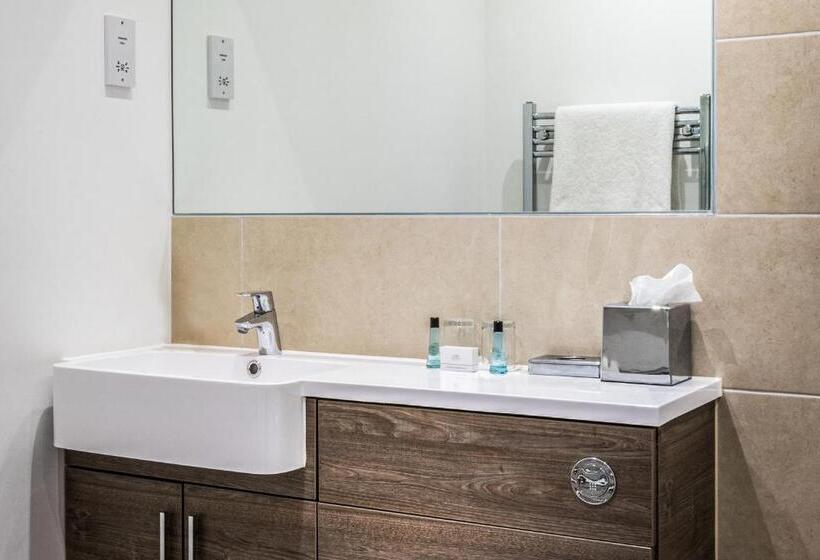 Last Drop Village Hotel & Spa