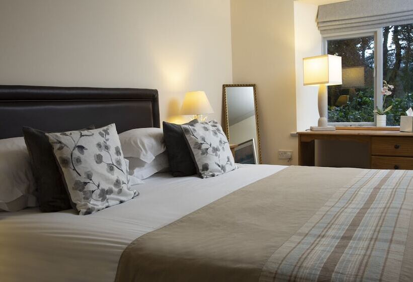 Отель Loch Ness Country House