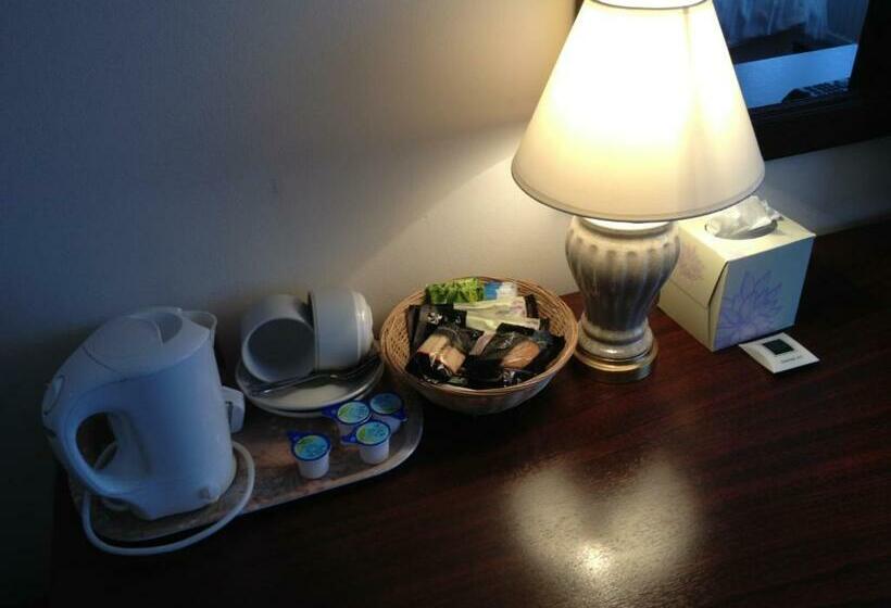 Отель The Lomond Hills