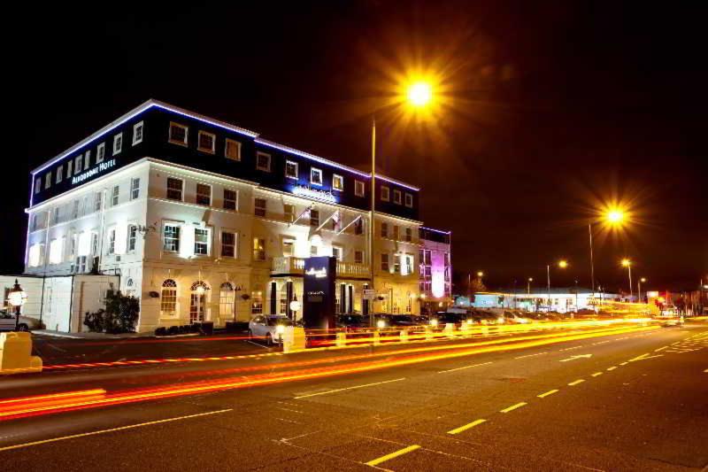 London Croydon Aerodrome Hotel, Bw Signature Collection