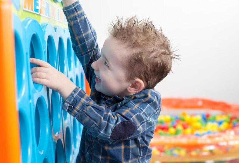 호텔 Luccombe Hall