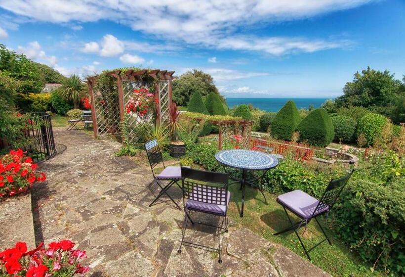 호텔 Luccombe Hall