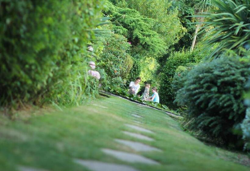 호텔 Luccombe Hall