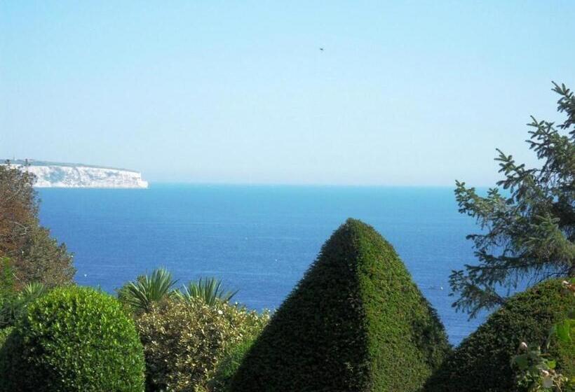 호텔 Luccombe Hall