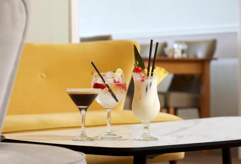 호텔 Luccombe Hall