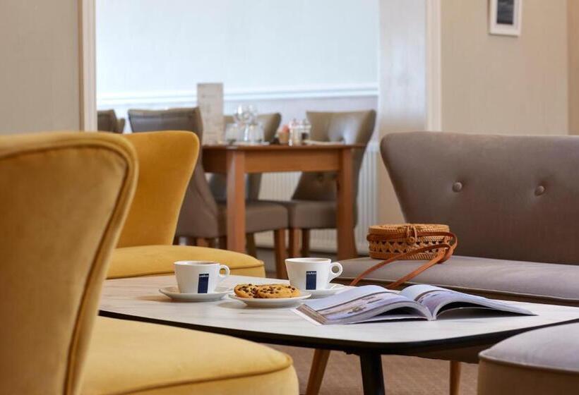 호텔 Luccombe Hall