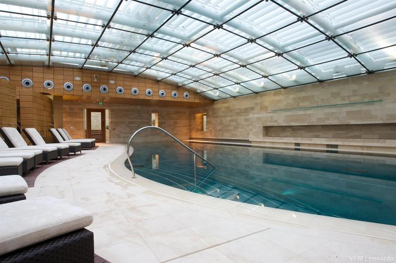 Отель Lucknam Park