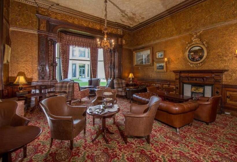 Отель Macdonald Norwood Hall