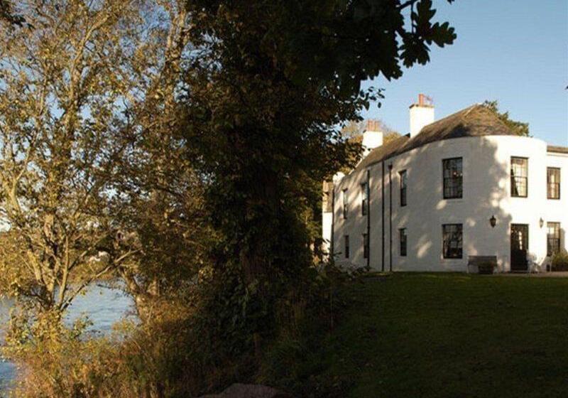 בית מלון כפרי Maryculter House