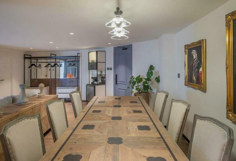 酒店 Melia White House