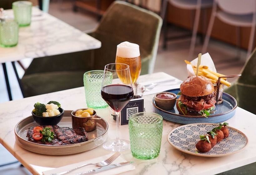 酒店 Melia White House