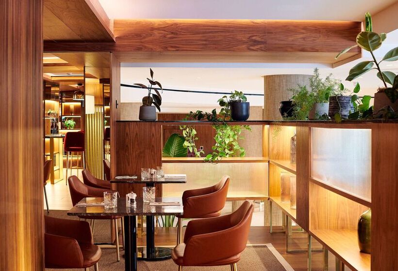 酒店 Melia White House