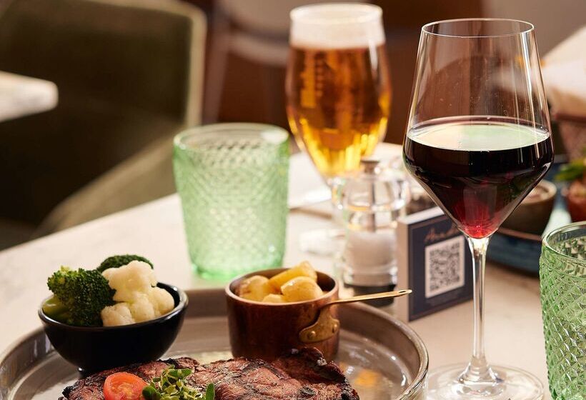 酒店 Melia White House