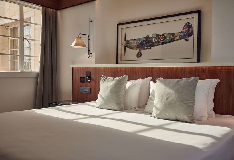 酒店 Melia White House