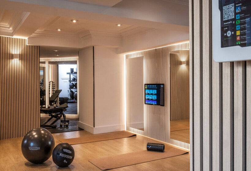 酒店 Melia White House