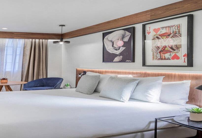 酒店 Melia White House