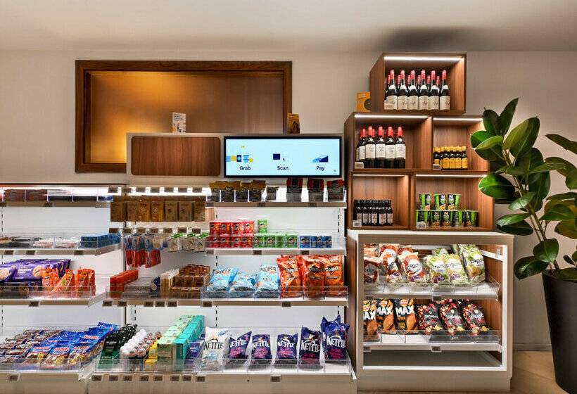 酒店 Melia White House