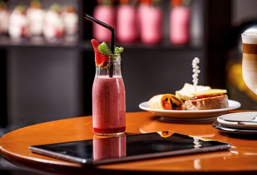 בית מלון כפרי Mercure Birmingham West