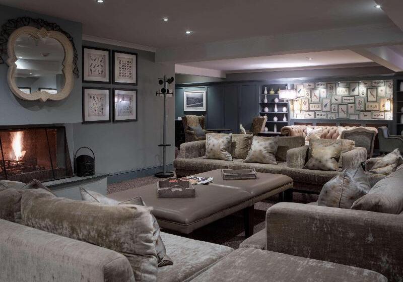 ホテル Mercure Box Hill Burford Bridge