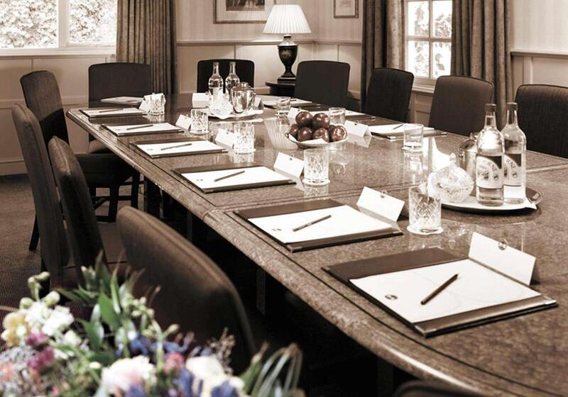 فندق Mercure Box Hill Burford Bridge