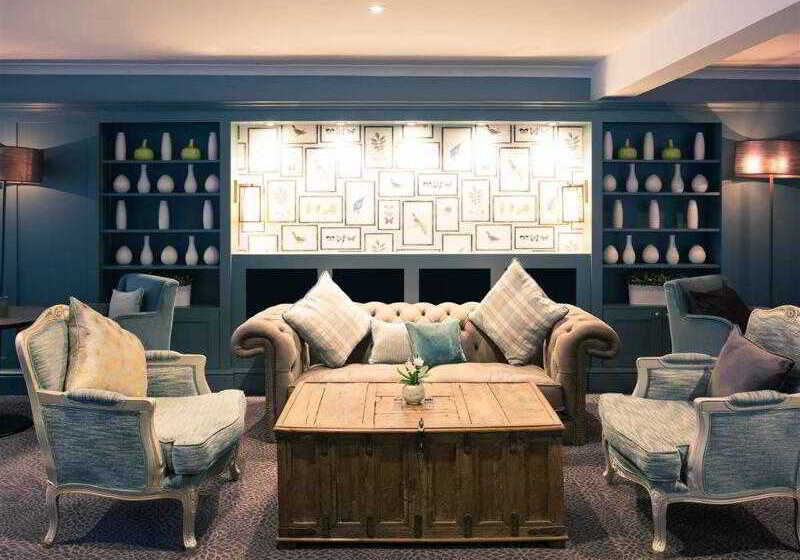 فندق Mercure Box Hill Burford Bridge