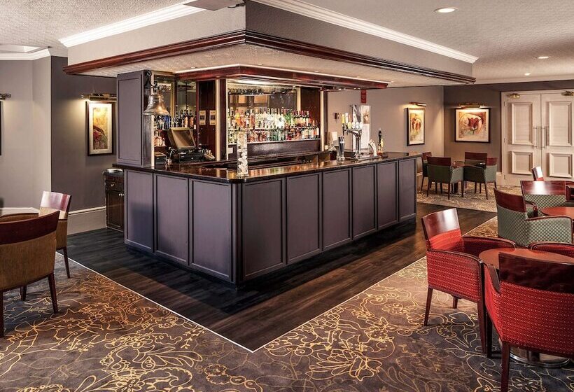 בית מלון כפרי Mercure Bradford Bankfield