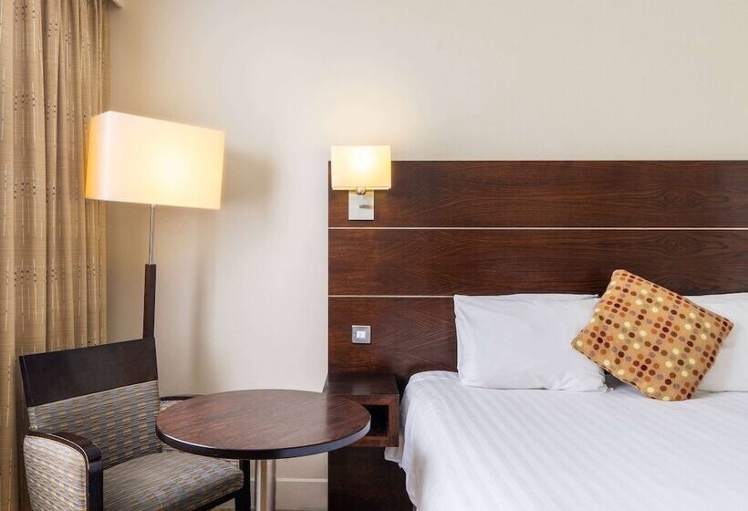 בית מלון כפרי Mercure Bradford Bankfield