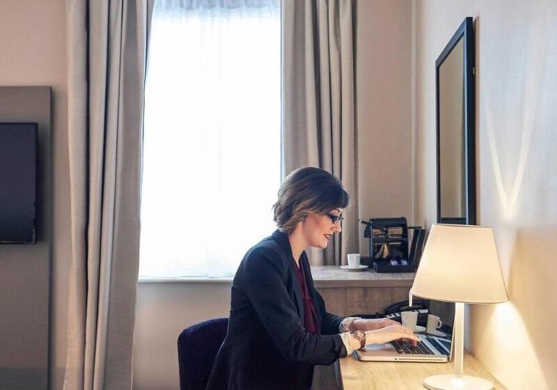 هتل Mercure Exeter Rougemont