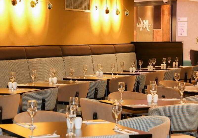 בית מלון כפרי Mercure London Heathrow