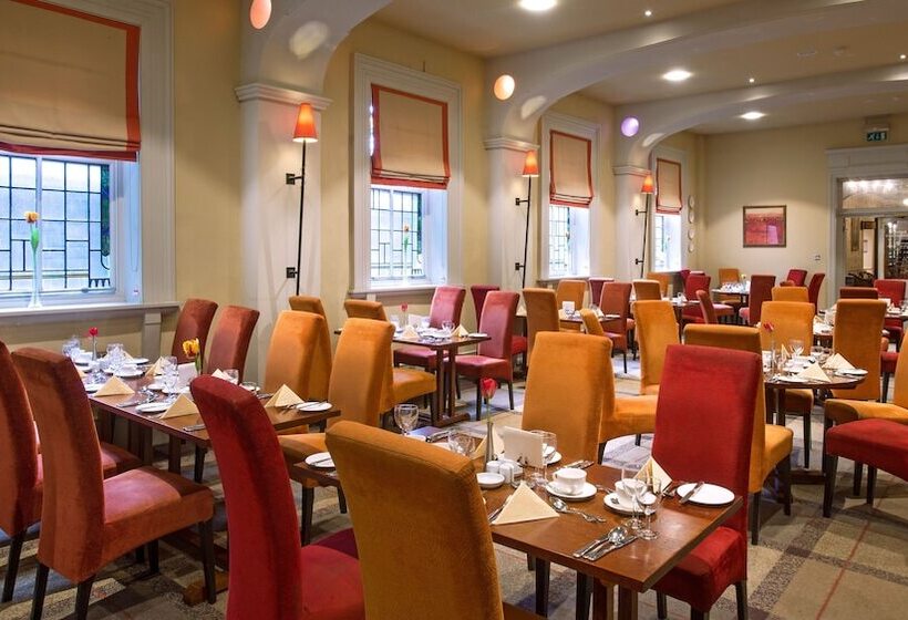 Metropole Hotel And Spa