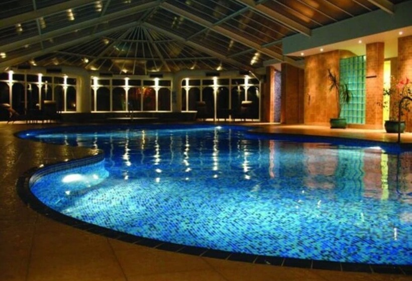 Metropole Hotel And Spa