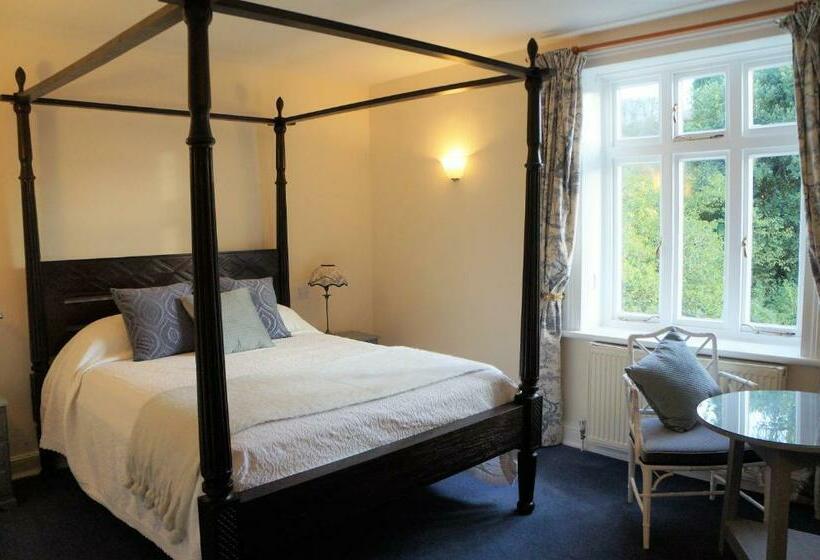 فندق Milebrook House