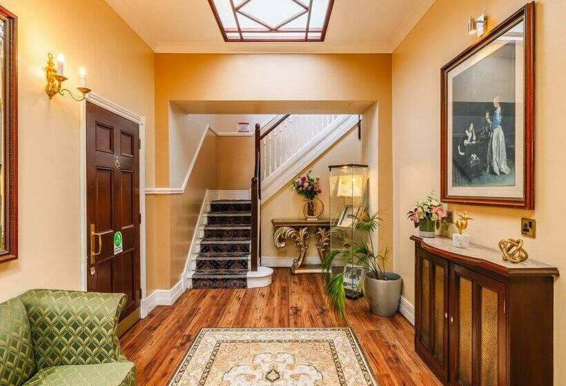 فندق Muthu Belstead Brook