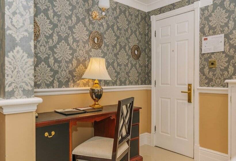 فندق Muthu Belstead Brook