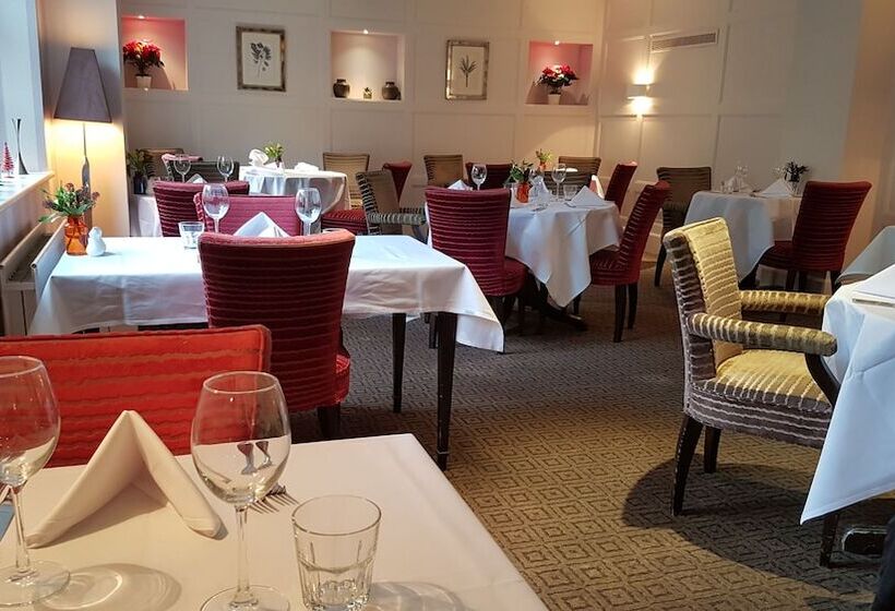 ホテル Noel Arms A Bespoke