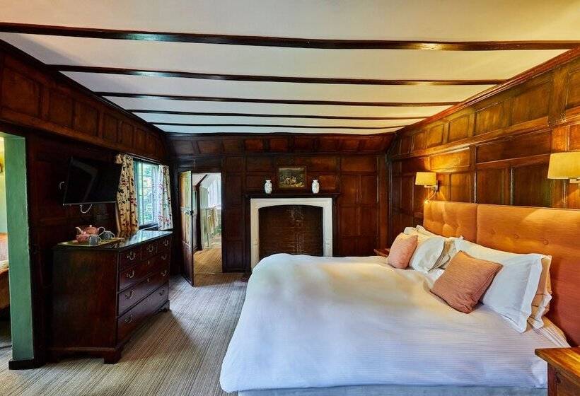 Ockenden Manor Hotel & Spa