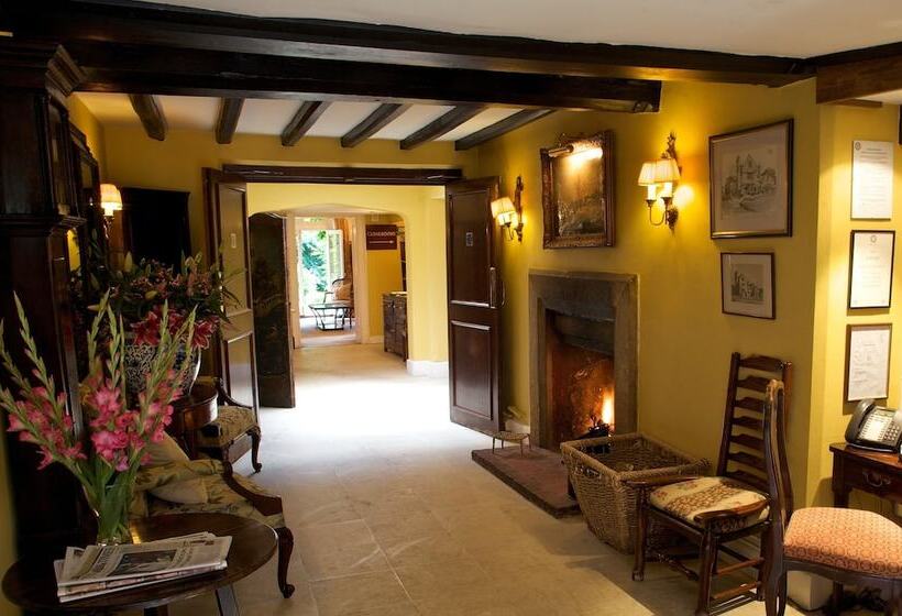 Ockenden Manor Hotel & Spa