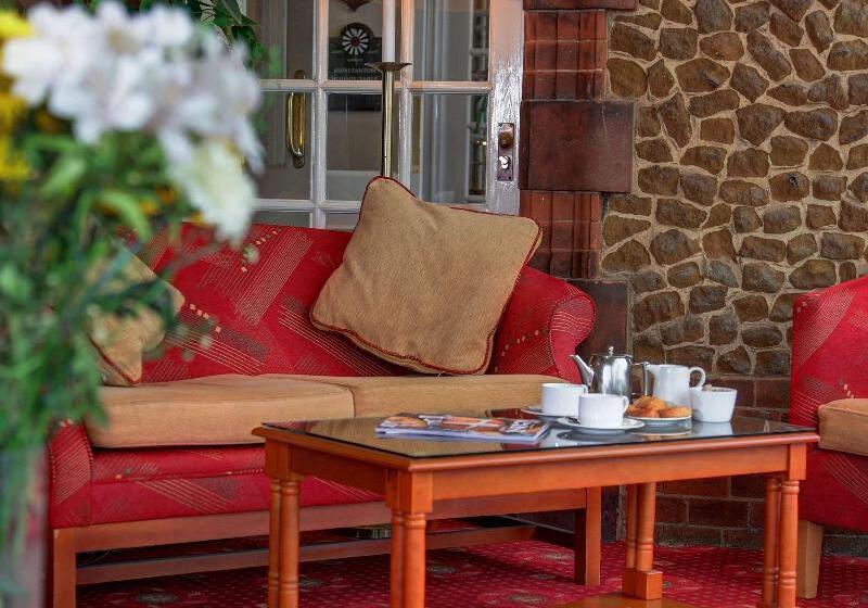 فندق Old Hunstanton Le Strange Arms