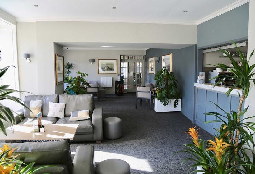 Отель Old Waverley