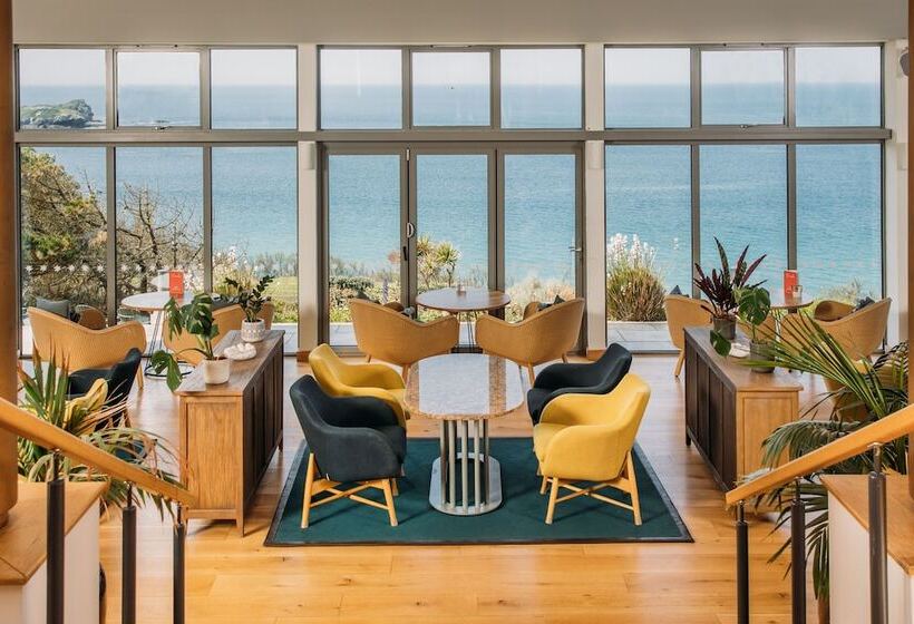 Отель Polurrian On The Lizard