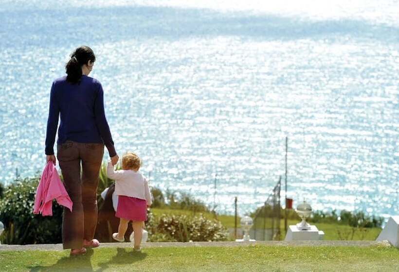 Отель Polurrian On The Lizard