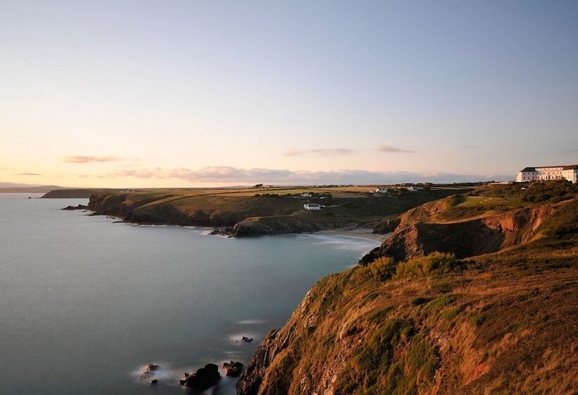 ホテル Polurrian On The Lizard