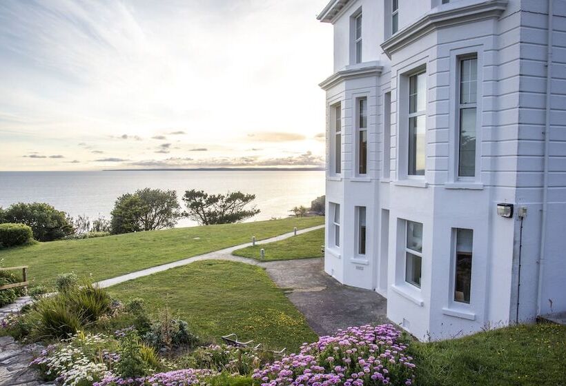 Отель Polurrian On The Lizard