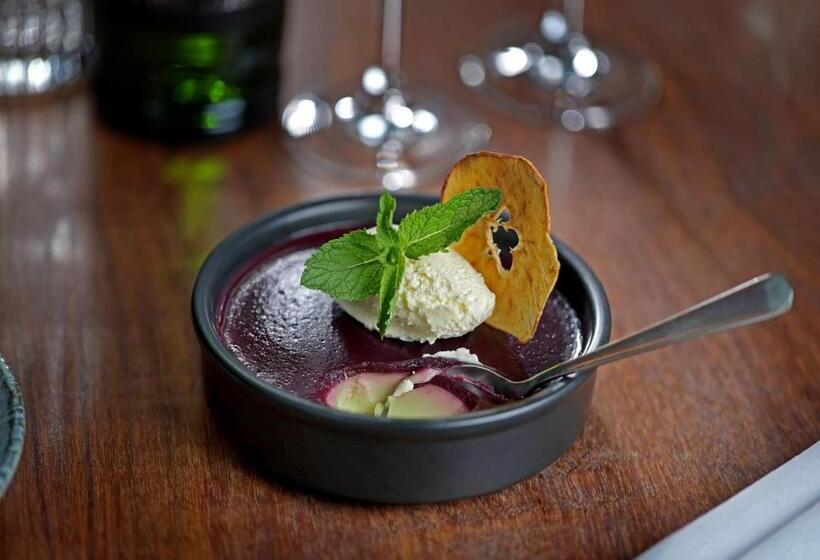 Queens Hotel Cheltenham