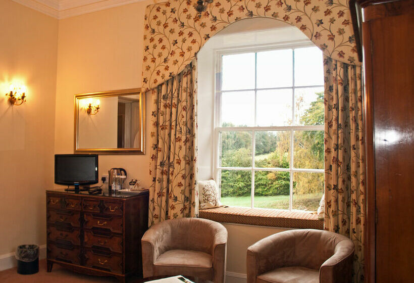 בית מלון כפרי Raemoir House