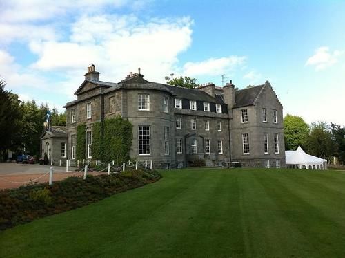 בית מלון כפרי Raemoir House