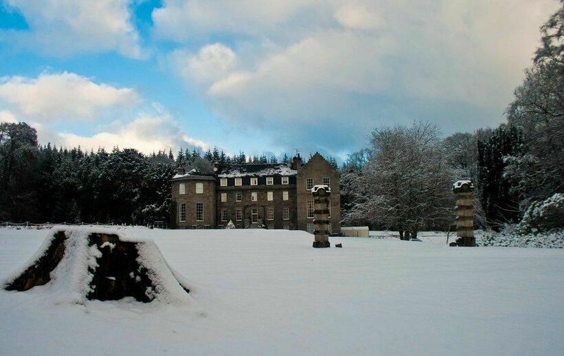 בית מלון כפרי Raemoir House