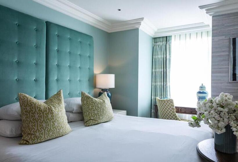 Отель Roslin Beach