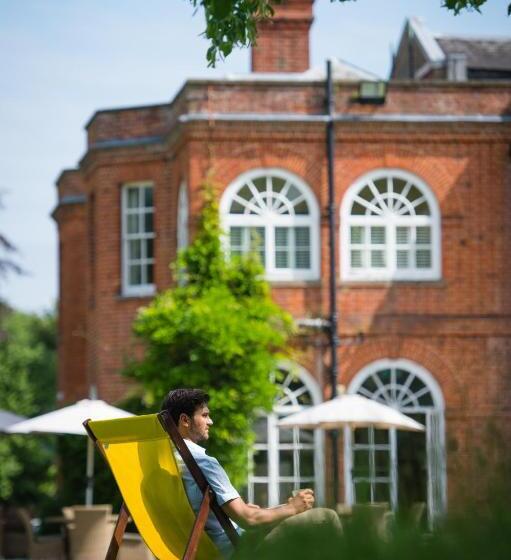 ホテル Royal Berkshire